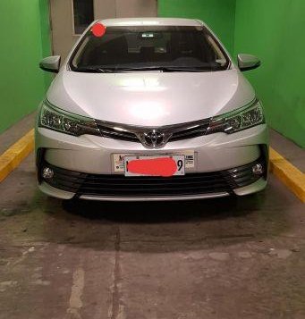 Selling 2nd Hand (Used) Toyota Corolla Altis 2017 in Quezon City