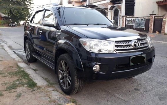 Selling Toyota Fortuner 2009 Automatic Gasoline in Caloocan-3