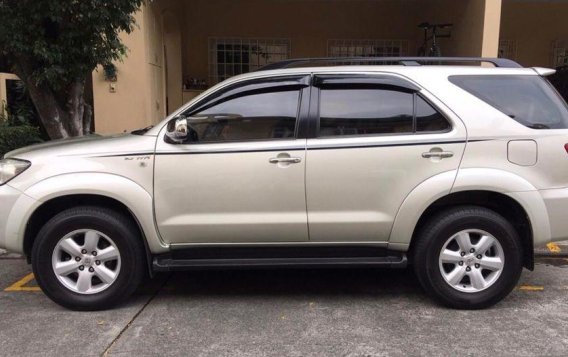  2nd Hand (Used) Toyota Fortuner 2011 for sale in Pasig