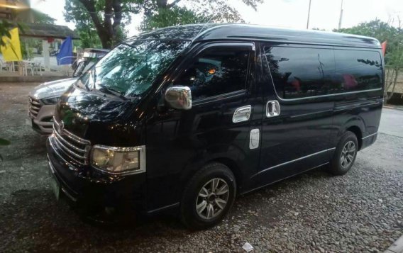 Selling 2nd Hand (Used) 2012 Toyota Hiace Automatic Diesel in Baguio-3