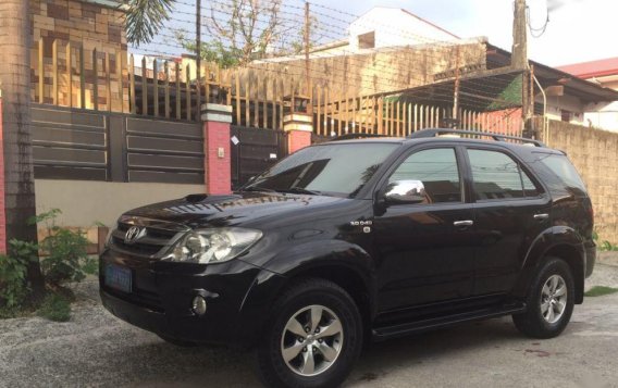 Selling 2nd Hand (Used) 2005 Toyota Fortuner Automatic Diesel in Quezon City