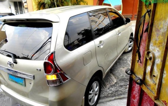 2012 Toyota Avanza for sale in Quezon City-2