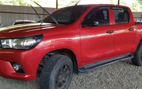 Red Toyota Hilux 2018 for sale in Quezon City-1