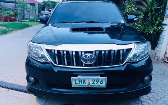 Selling Toyota Fortuner 2012 Automatic Diesel in Davao City-3