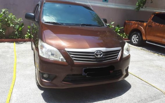 Selling Toyota Innova 2014 in Quezon City-3