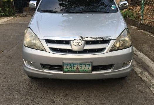 Selling 2nd Hand (Used) Toyota Innova 2005 in Marikina-2