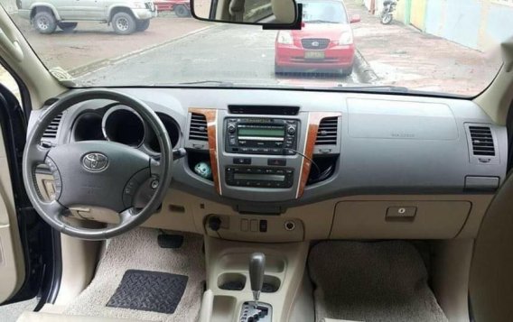 Selling Toyota Fortuner 2009 Automatic Gasoline in Caloocan-6