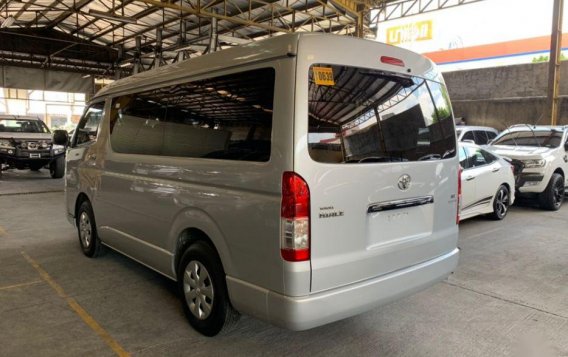 Selling 2nd Hand (Used) 2017 Toyota Hiace in Quezon City-3