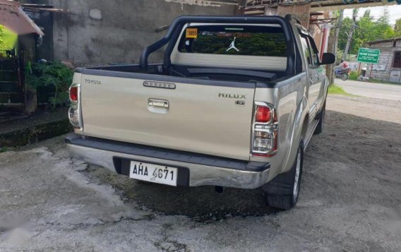 2nd Hand (Used) Toyota Hilux 2015 Automatic Diesel for sale in Tarlac City-3