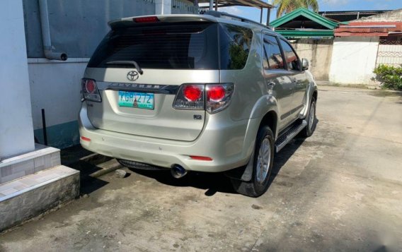 Selling Toyota Fortuner Manual Diesel in Cagayan de Oro-3