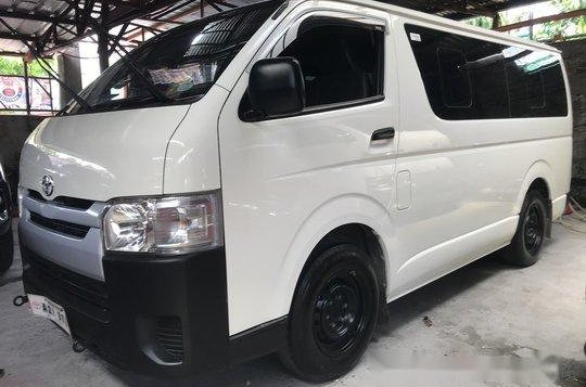 Toyota Hiace 3.0 Commuter MT 2018 for sale -3