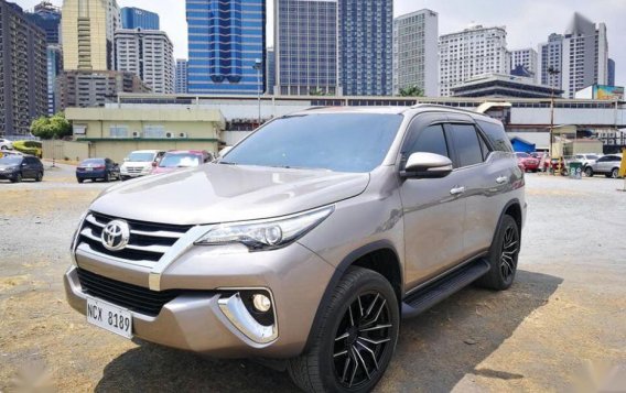 2nd Hand (Used) Toyota Fortuner 2016 for sale in Pasig