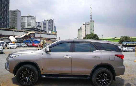 2nd Hand (Used) Toyota Fortuner 2016 for sale in Pasig-3