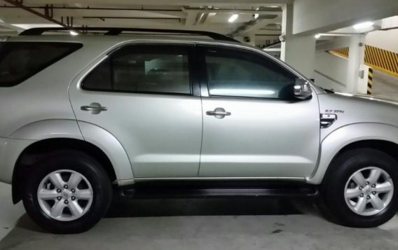 Selling 2nd Hand Toyota Fortuner 2011 Automatic Gasoline at 60000 in San Juan-3