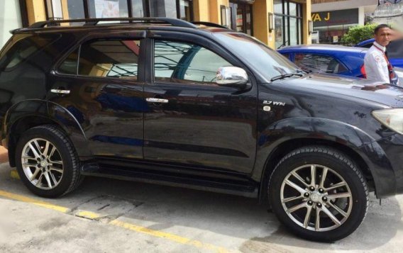 Selling Toyota Fortuner 2009 Automatic Gasoline in Caloocan