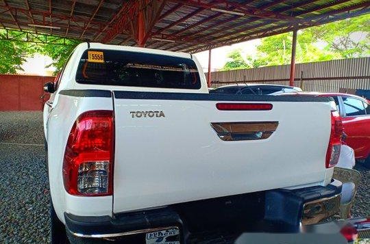 White Toyota Hilux 2.4 G 4x2 2017 for sale -4