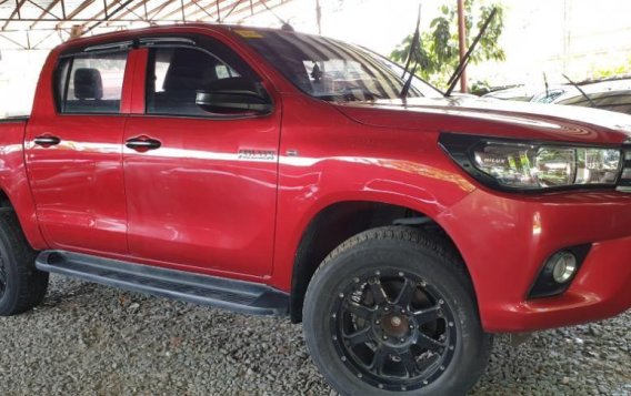 Red Toyota Hilux 2018 for sale in Quezon City