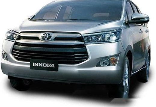 Selling Toyota Innova 2019 Automatic Gasoline in Quezon City -7