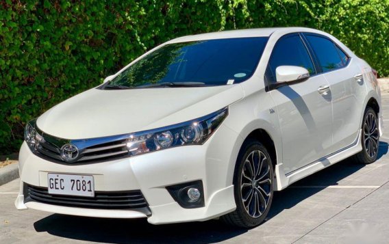 Selling Toyota Corolla Altis 2016 Automatic Gasoline in Cebu City-1