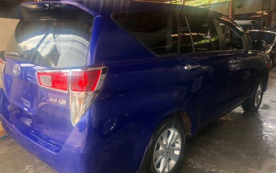 Selling 2nd Hand Toyota Innova 2017 in Quezon City-2