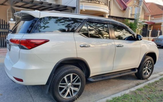 Selling 2nd Hand Toyota Fortuner 2016 in Bacoor-2