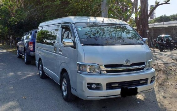 Toyota Grandia 2010 Manual Diesel for sale in Manila-2