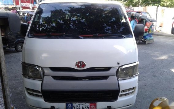 Selling 2nd Hand (Used) Toyota Hiace 2005 Van in Pagadian