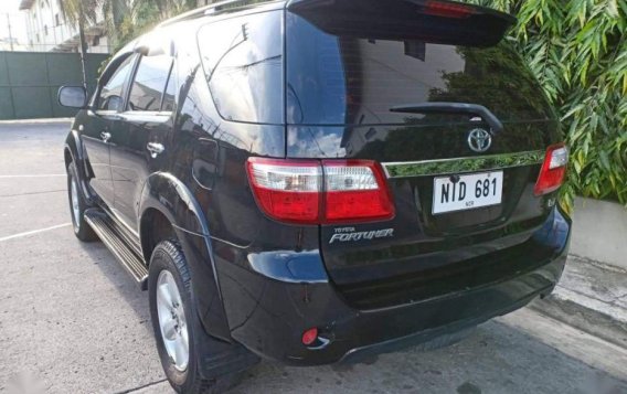 2nd Hand Toyota Fortuner 2010 for sale in Marikina-8