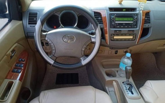 2nd Hand Toyota Fortuner 2010 for sale in Marikina-2