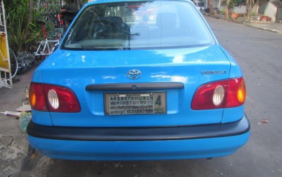 Selling 2nd Hand Toyota Corolla 2004 in Las Piñas-3