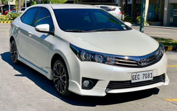 Selling Toyota Corolla Altis 2016 Automatic Gasoline in Cebu City