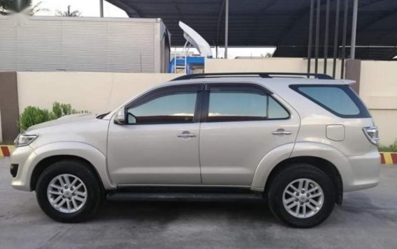 Selling 2nd Hand (Used) 2014 Toyota Fortuner Automatic Diesel in Camiling