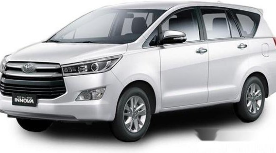Selling Toyota Innova 2019 Manual Gasoline in Quezon City-2