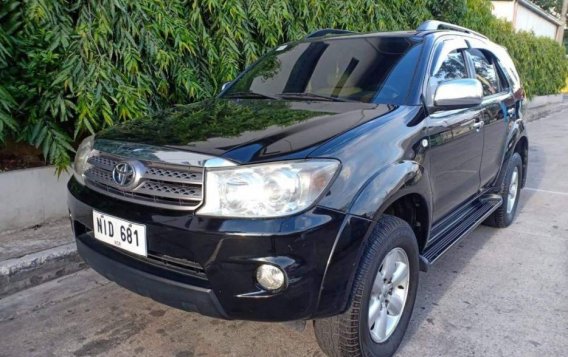 2nd Hand Toyota Fortuner 2010 for sale in Marikina-5