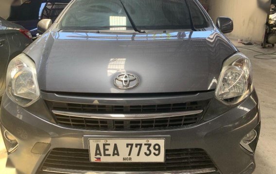 Selling Gray Toyota Wigo 2015 for sale in Manual