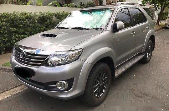 Grey Toyota Fortuner 2015 Automatic Diesel for sale-1