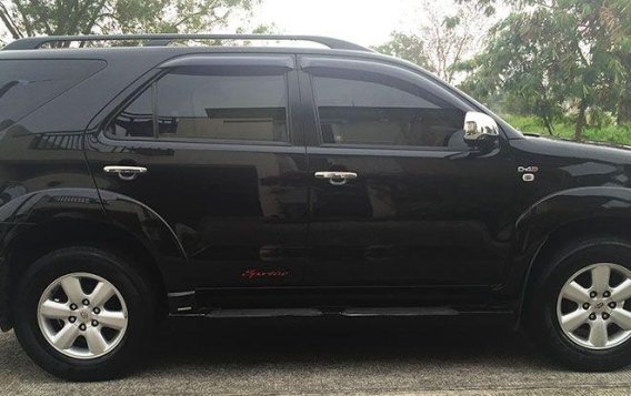 2nd Hand (Used) Toyota Fortuner 2011 Automatic Diesel for sale in Angeles-1