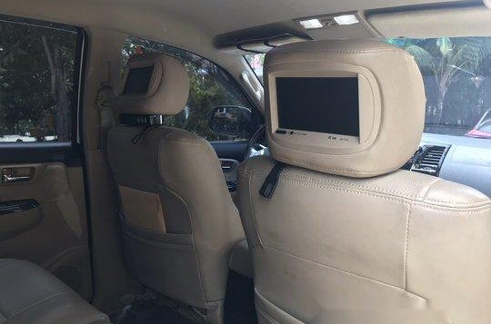 White Toyota Fortuner 2014 Automatic Diesel for sale-4