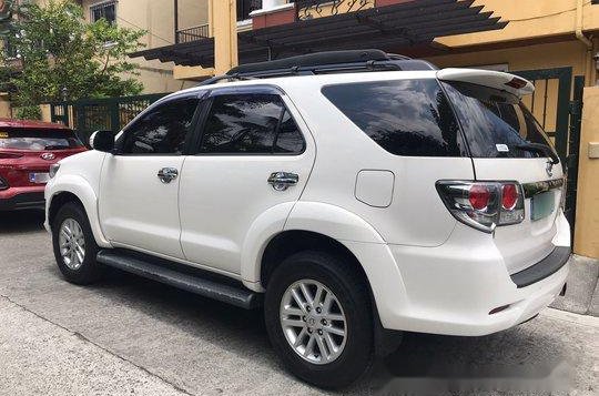 White Toyota Fortuner 2014 Automatic Diesel for sale-1