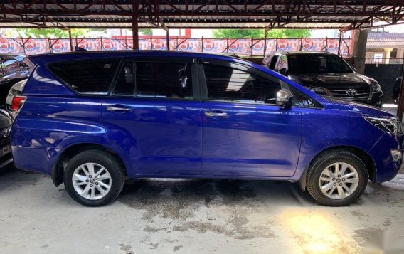 Blue Toyota Innova 2017 for sale in Automatic-1