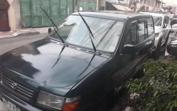 Selling 2nd Hand Toyota Revo 2000 in Quezon City