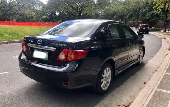 Selling Used Toyota Altis 2010 Automatic Gasoline in Manila-1