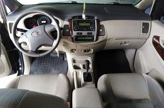 Black Toyota Innova 2014 for sale -5