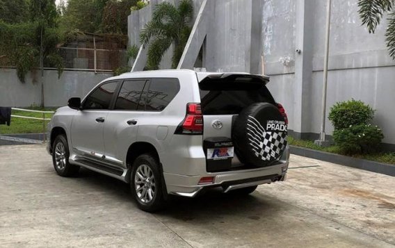 Selling Brand New Toyota Land Cruiser Prado 2019 in Quezon City-3