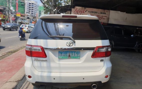 Selling 2nd Hand Toyota Fortuner 2010 Automatic Diesel at 90000 km in Cebu City-3