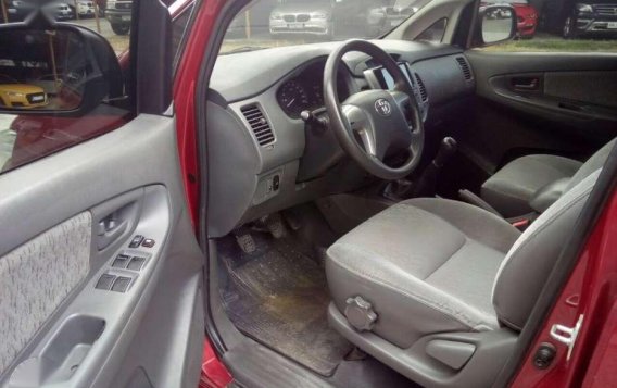 Selling Used Toyota Innova 2012 in Pasig-2