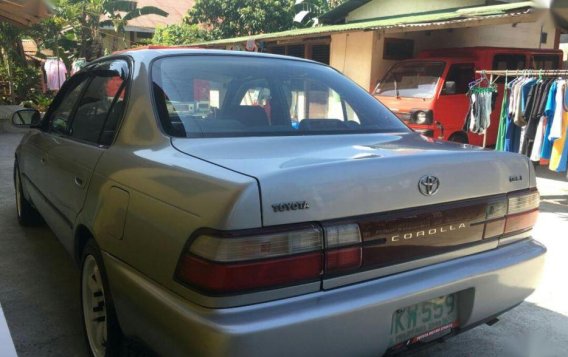 Selling 2nd Hand Toyota Corolla 1996 in Lipa-5