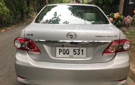 Selling Used Toyota Corolla Altis 2011 in Caloocan-5