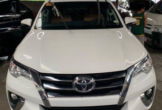 White Toyota Fortuner 2017 for sale -1