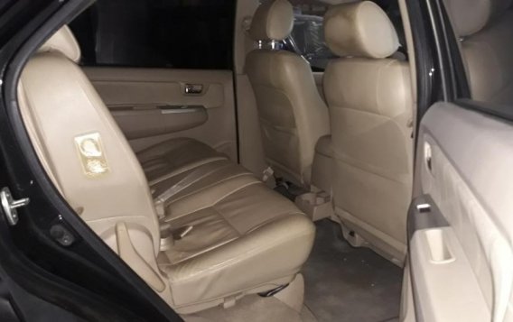 Toyota Fortuner 2008 at 80000 km for sale-5